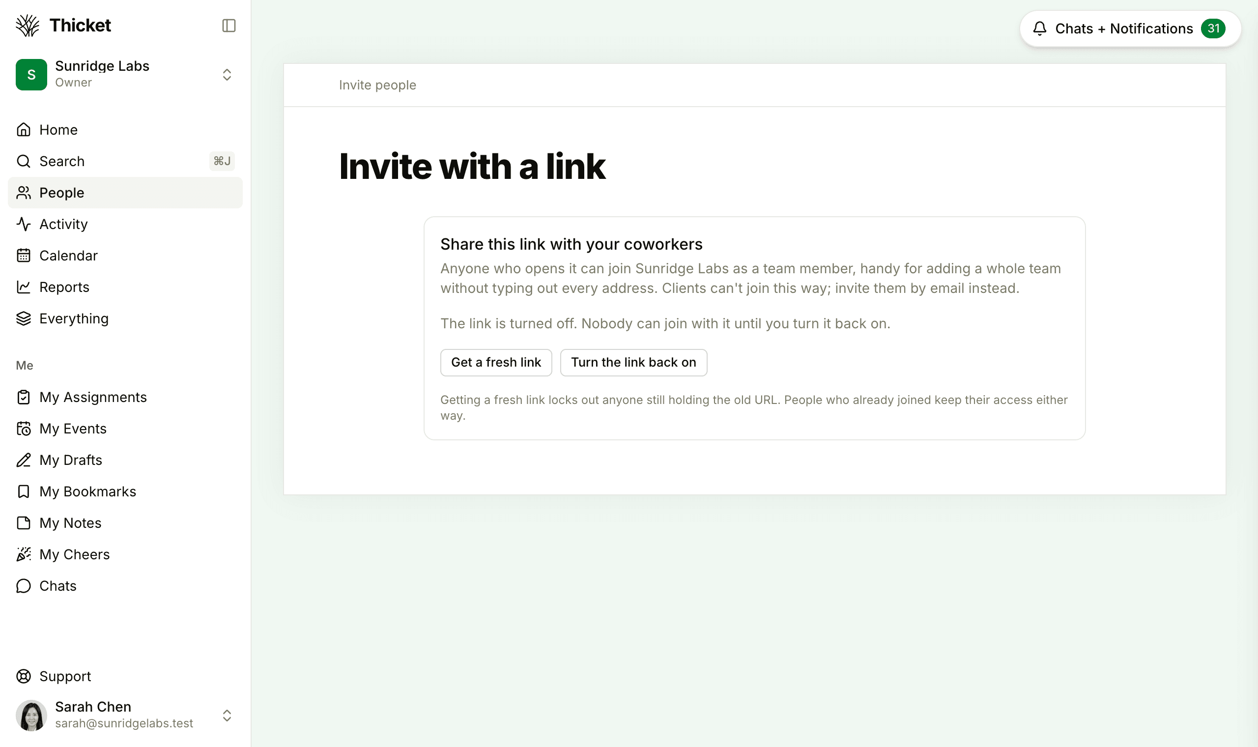 The Invite with a link page while the link is turned off, with the Get a fresh link and Turn the link back on buttons